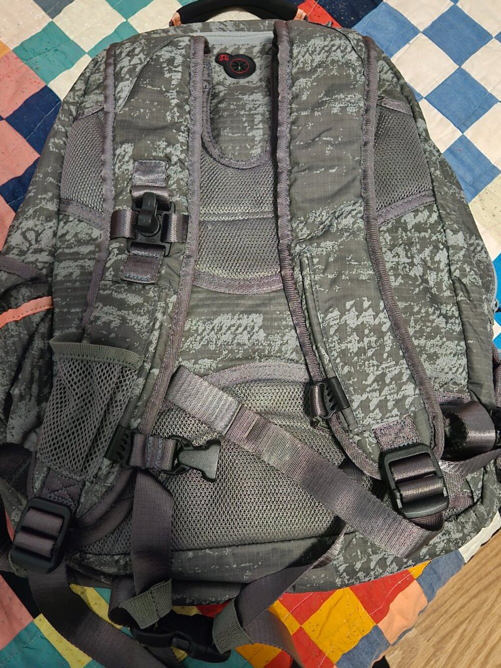 Lululemon backpack - Picture 6 of 9